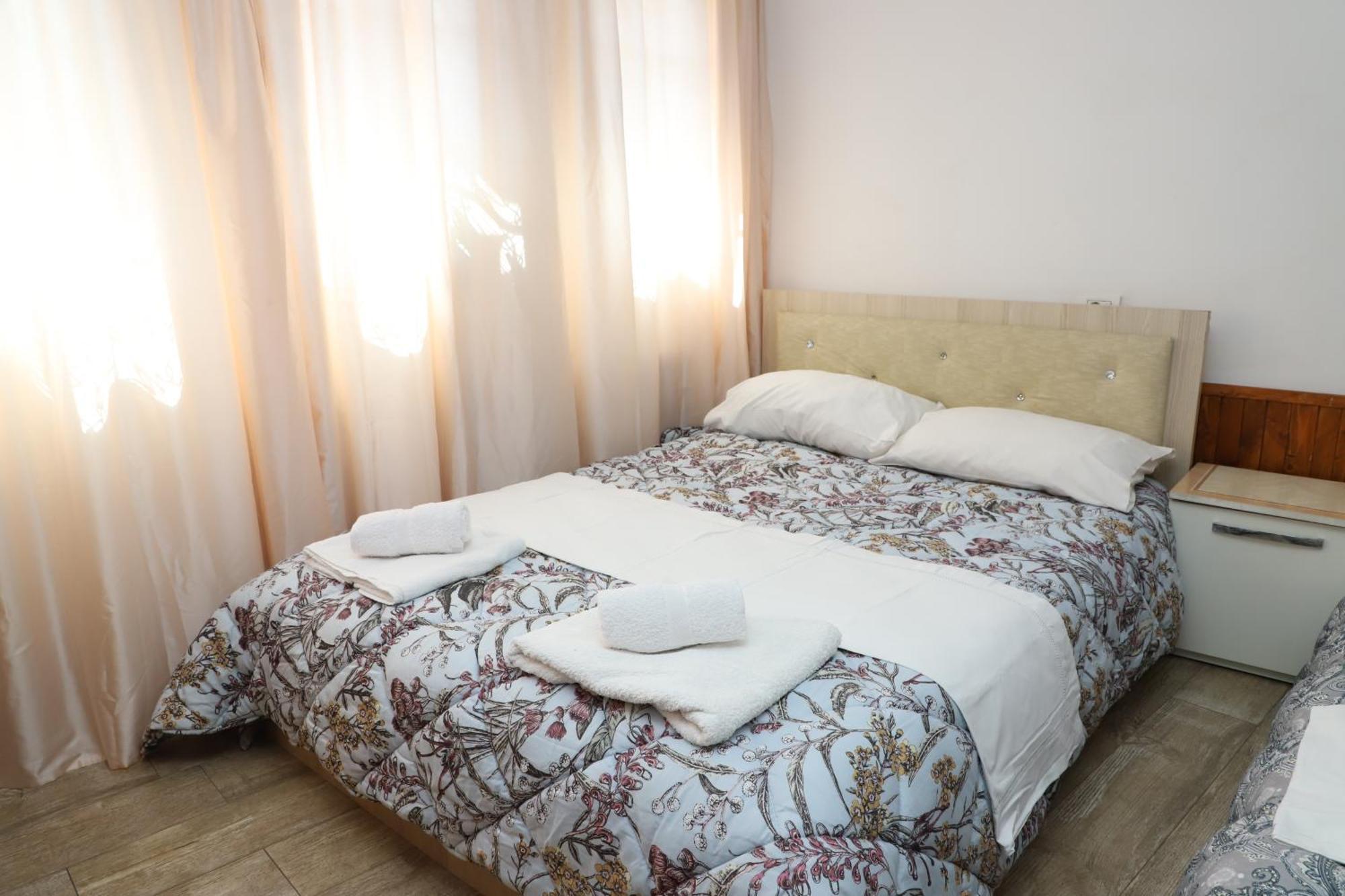 Elvi Aerd Apartment Berat Extérieur photo