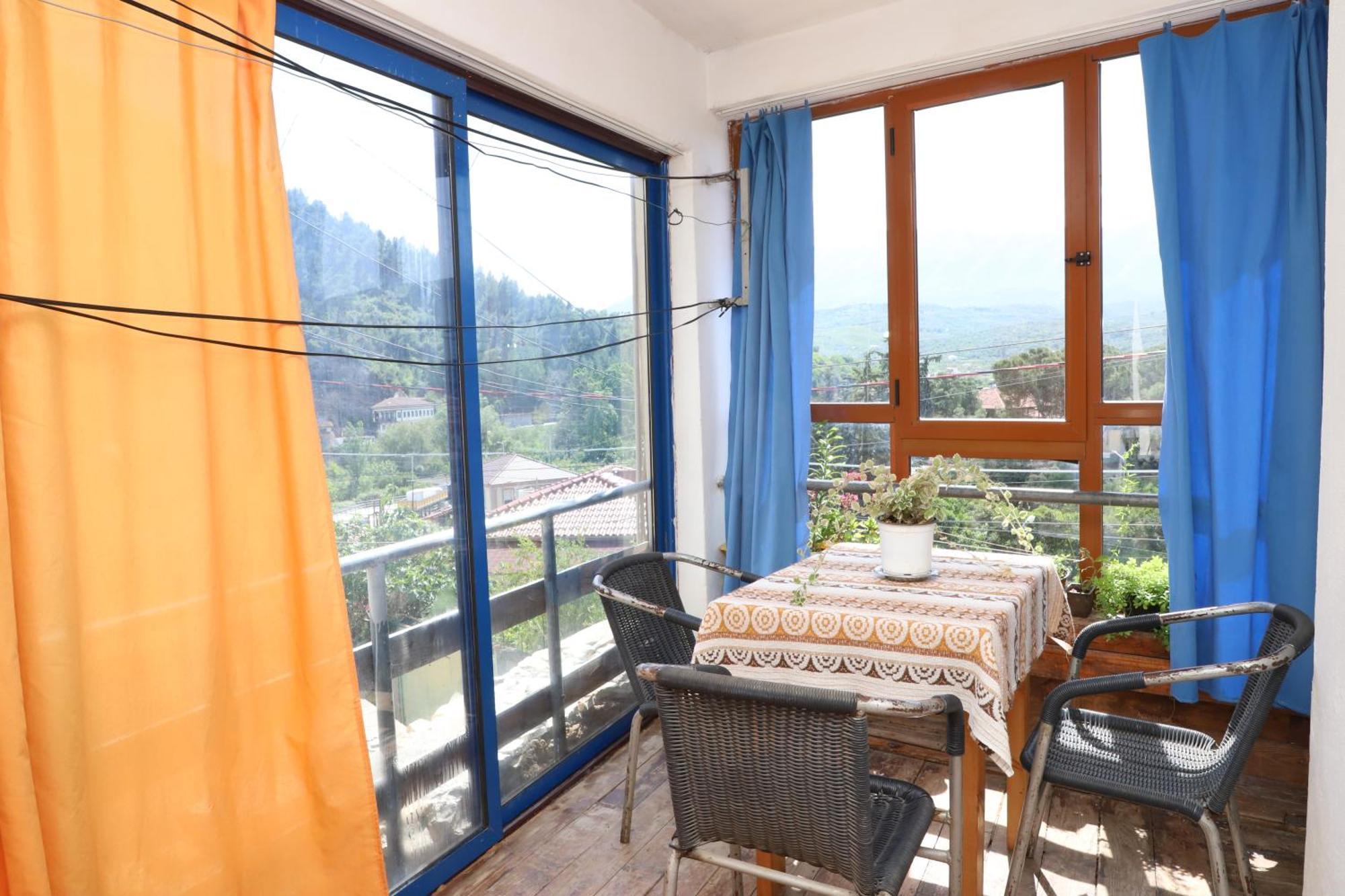 Elvi Aerd Apartment Berat Extérieur photo