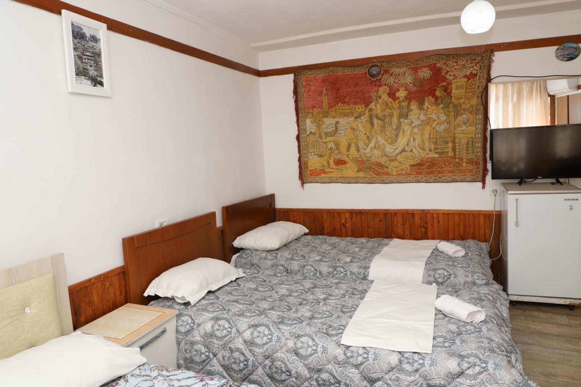 Elvi Aerd Apartment Berat Extérieur photo